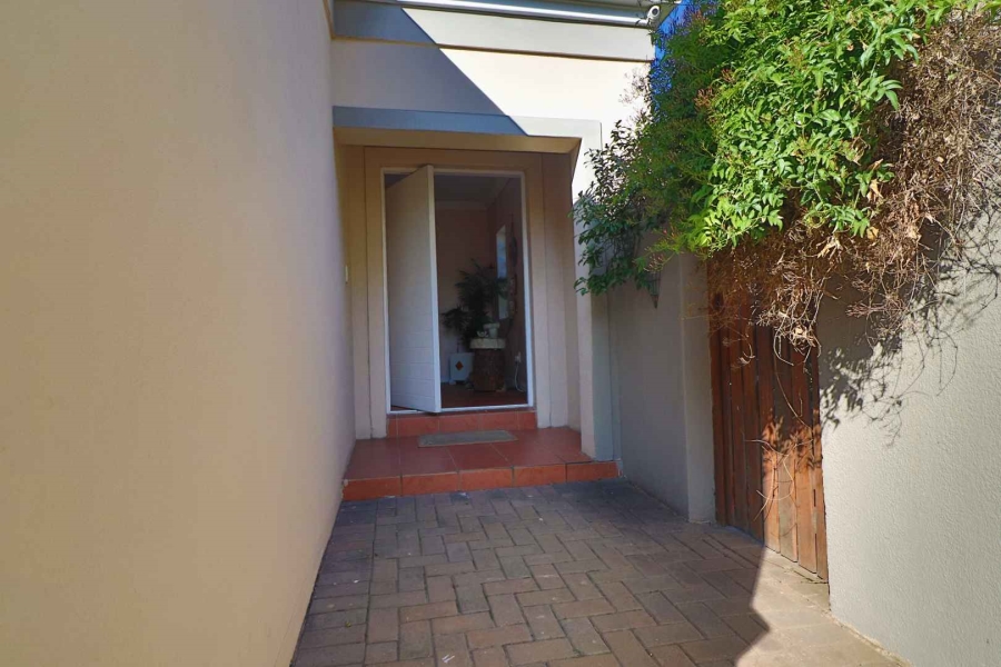 3 Bedroom Property for Sale in Parklands Western Cape